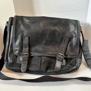 DANIER Pebbled Leather Laptop Bag